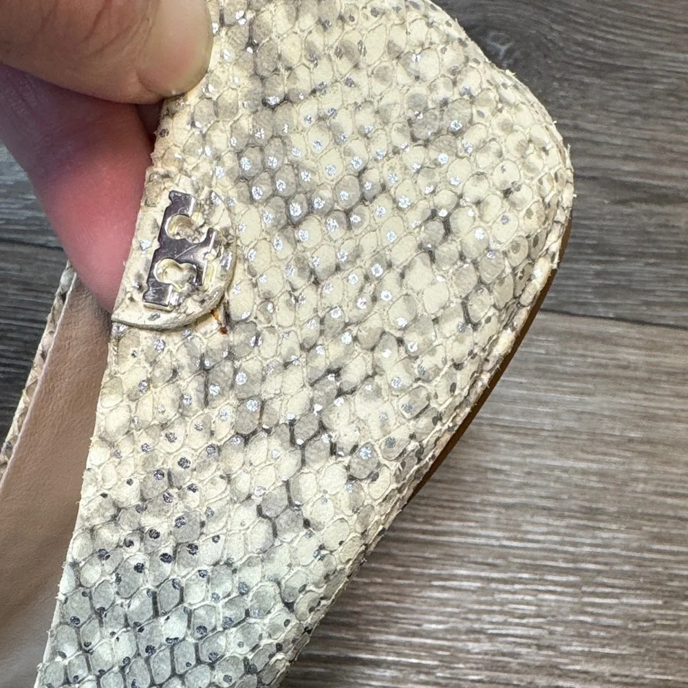 Tory Burch Snakeskin Pattern Flats size 7.5M (j124)